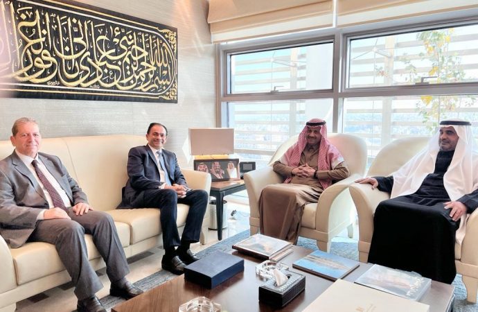 السفير السعودي يستقبل رئيس مجلس أمناء جامعة عمان العربية