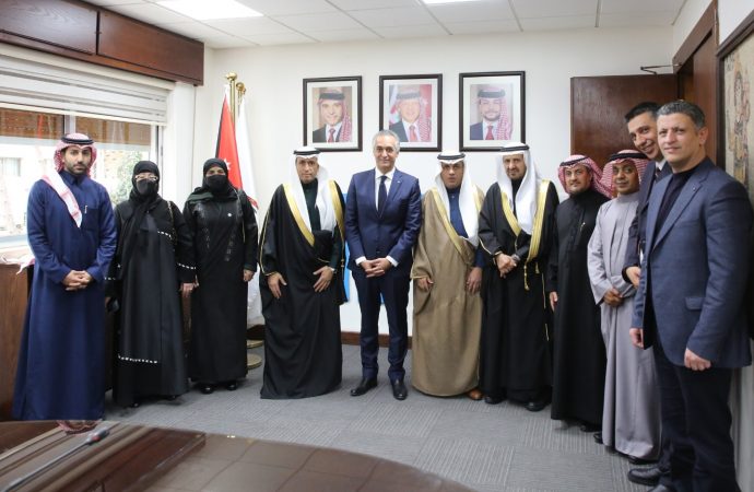 وزير السياحة والآثار يلتقي رئيس وأعضاء لجنة الصداقة البرلمانية السعودية الأردنية