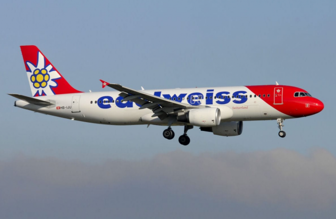 المملكة تستقبل أول رحلة طيران لسياح عبر شركة اديلويس منخفضة التكاليف