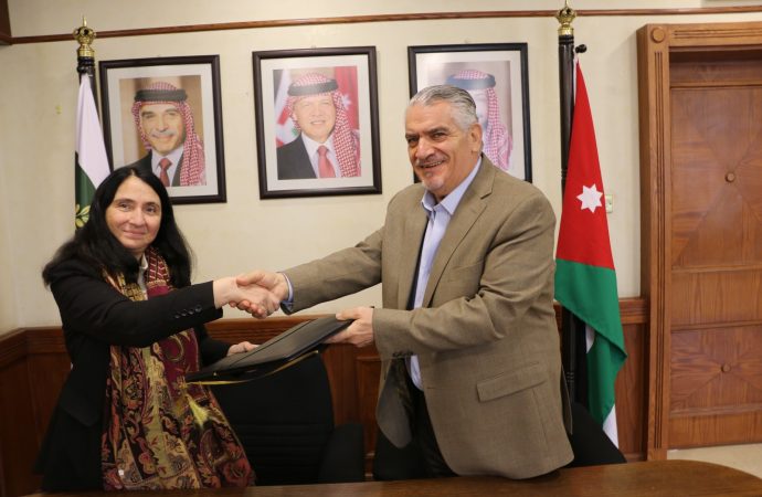 الضمان توقع مذكرة تفاهم مع الجامعة العربية المفتوحة تتضمن منحاً دراسية وخصومات