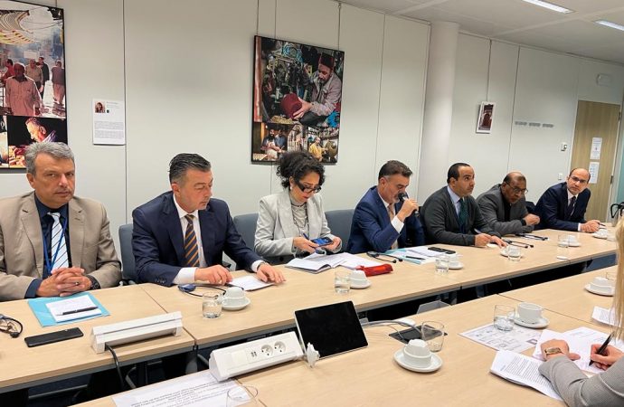 وفد نيابي يلتقي مسؤولا وممثلا في البرلمان والاتحاد  الاوروبي