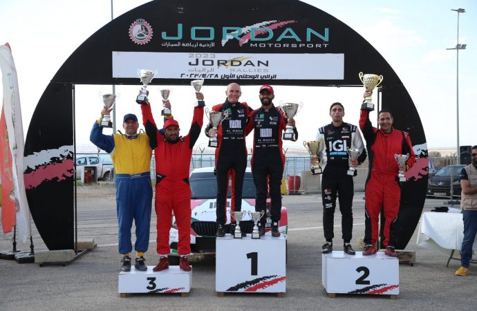 العُماني الرواحي وجويحان وأبو جاموس أبطال سباق الرالي الوطني الأول