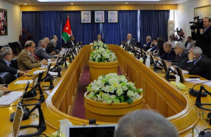 قانونية الأعيان تناقش النظام الداخلي للمجلس