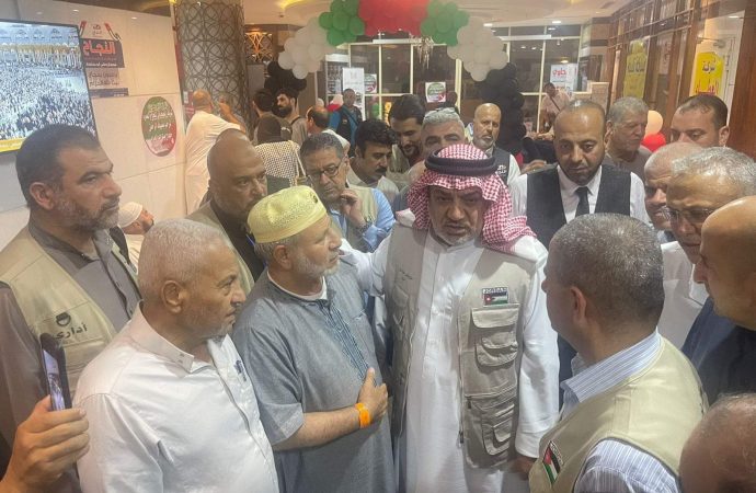 وزير الأوقاف يتفقّد الحجاج الأردنيين في مكة المكرمة