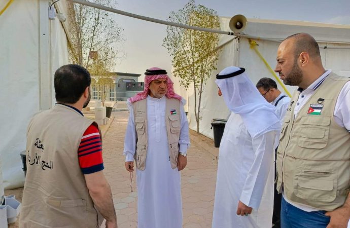 الخلايلة يتفقد مخيمات الحجاج الأردنيين في عرفات ومنى