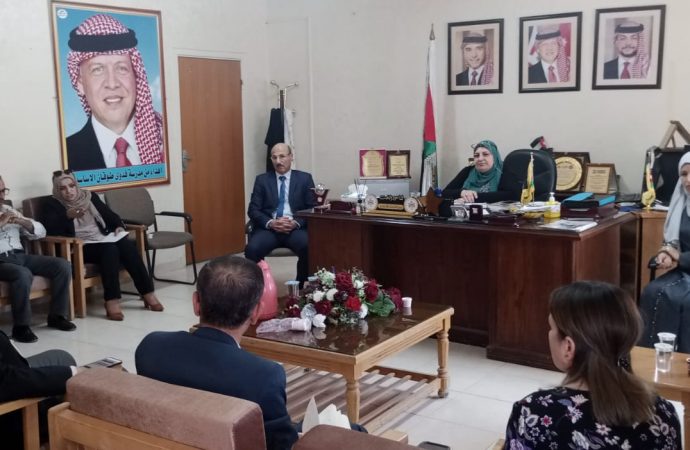 تربية مادبا تبحث مع USAID التحديات والصعوبات التي تواجه البيئة التربوية