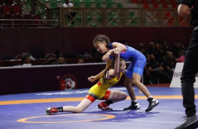 سيدات اليابان والهند وقيرغستان في مقدمة مراكز بطولة اسيا للشباب والناشئين للمصارعة