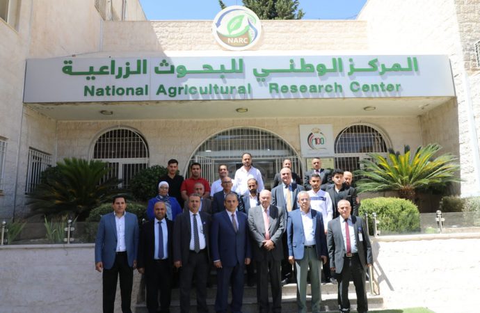 رئيس مجلس الأعيان  يطلع على دور المركز الوطني للبحوث الزراعية