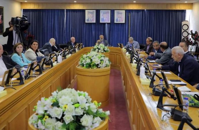 خدمات الأعيان تتابع تنفيذ استراتيجية وزارة الاقتصاد الرقمي