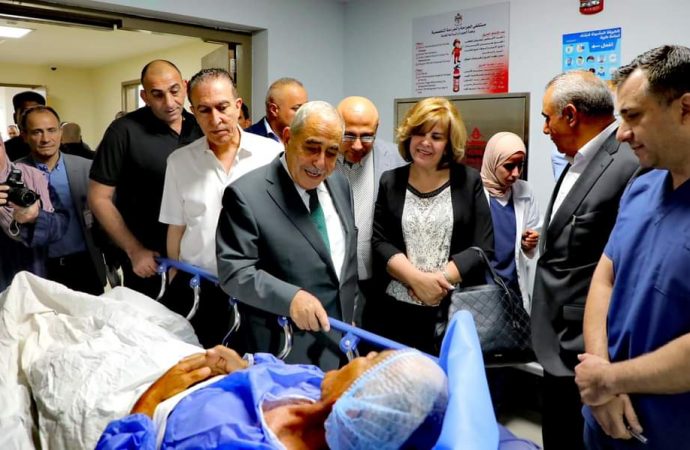 لجنة الصحة في الأعيان تزور مستشفى البشير