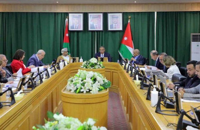 الأخوة الأردنية العُمانية في الأعيان تبحث مجالات التعاون الثنائية