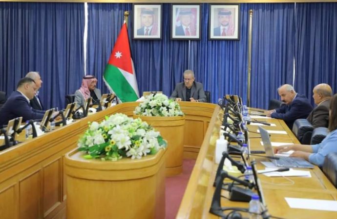 زراعة الاعيان تلتقي خبير في الاراضي والمساحة