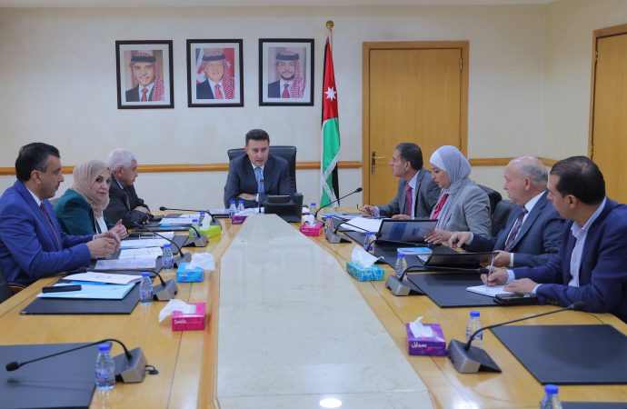 مكتب دائم النواب يقر اقتطاعات مالية من مخصصات النواب دعماً للأهل في غزة