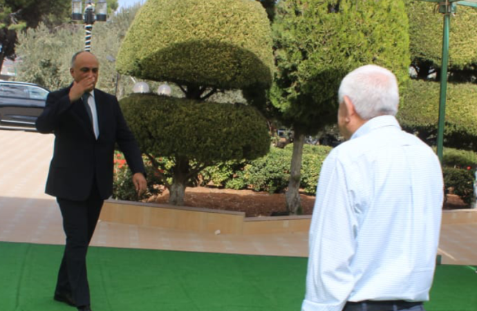 النائب الازايدة يجمع مرشحي مجلس النواب وزملائه في دارته بمادبا