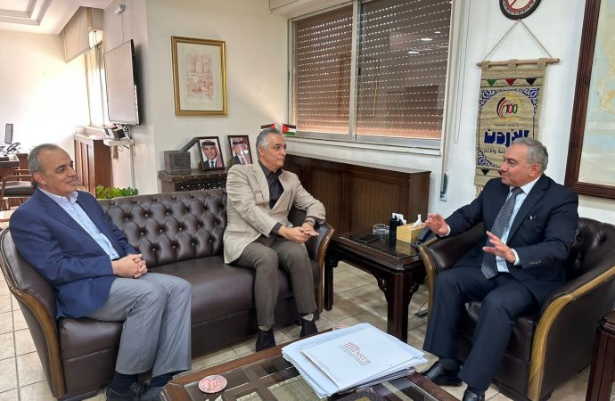 إقليم البترا ووزارة السياحة تبحثان الواقع السياحي وسبل تطويره وتحدياته