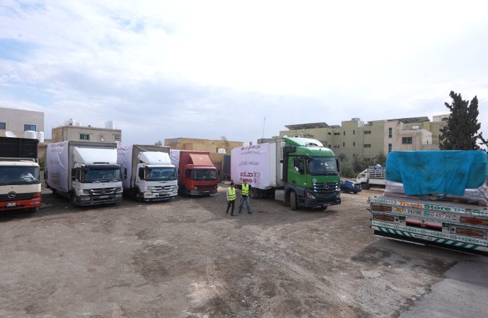 مجموعة حمادة تسير 13شاحنة اغاثة لدعم أهالي غزة
