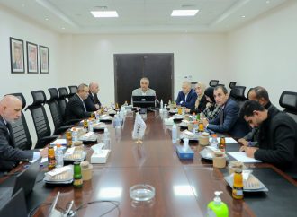 الآثار النيابية” تناقش المواضيع المتعلقة بالقطاع السياحي