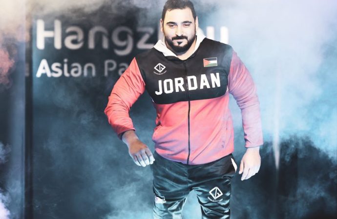 خطاب يفوز بجائزة الاتحاد العربي لرياضات ذوي الإعاقة للرياضيين الأبطال