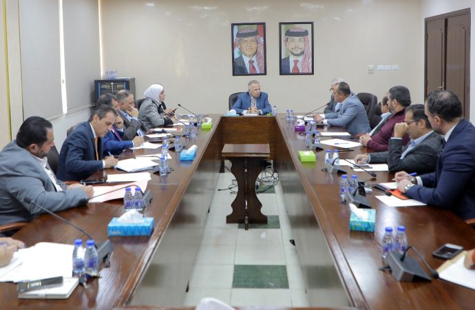 “السياحة النيابية” تبحث تحديات تواجه قطاع السياحي