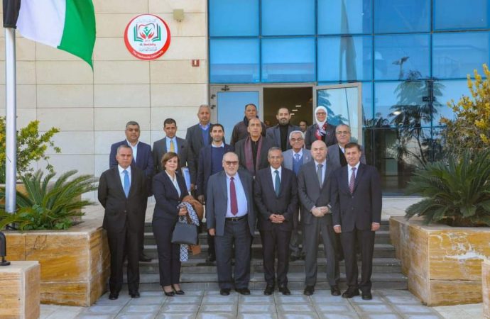 “لجنة مبادرة الحوار الوطني الشبابي تُحاضر في الجامعة الهاشمية عن التحديث السياسي”