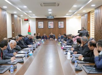 التربية النيابية تناقش تحديات مجالس التطوير التربوي في المحافظات