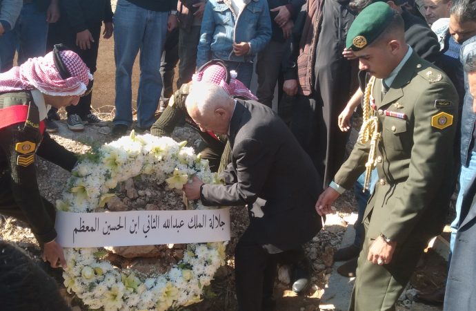 العيسوي يشارك بتشييع جثمان احمد البلوي شقيق مستشار جلالة الملك لشؤون العشائر