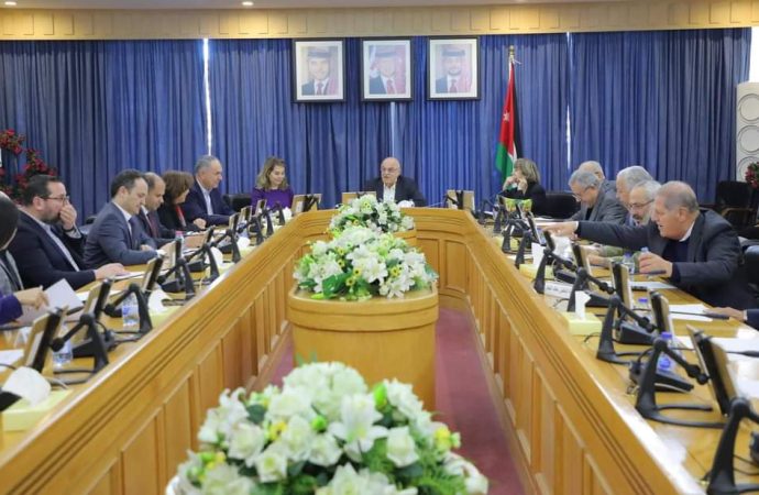 مالية الأعيان تناقش موزانة وزارتي الاستثمار والشباب