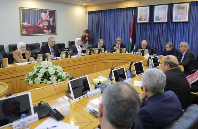 مالية الأعيان تُناقش موازنة وزارتي التنمية والمياه