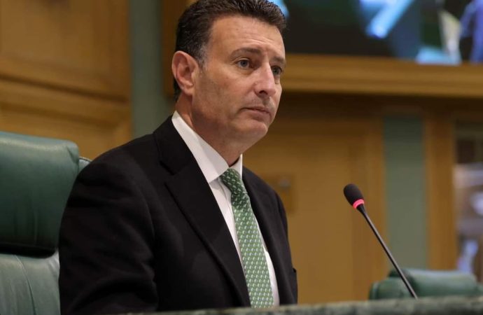 الصفدي – نستذكر عظيم التضحيات والبصمات بيوم الوفاء للمتقاعدين العسكريين والمحاربين القدامى