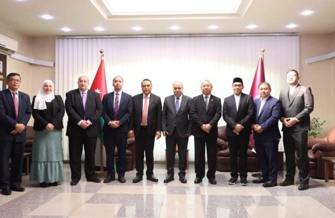 مباحثات أردنية إندونيسية في مجال التعليم العالي واستقطاب الطلبة