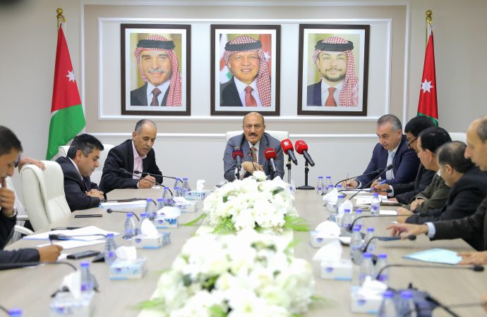 “قانونية النواب” تبحث شمول ضباط مُتقاعدين عسكريين بإعفاء جُمركي