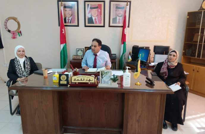 مدير تربية مادبا يبحث الارتقاء بالعمل التربوي والسعي لتقديم الخدمة للمدارس وللمراجعين