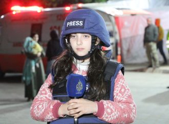الطفلة وشاح أصغر مراسلة في غزة تنظم إلى عضوية مجلس الوحدة الإعلامية العربية