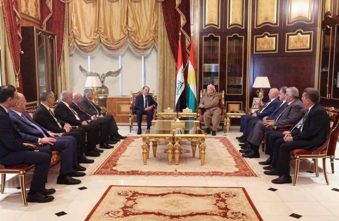 الوفد الأردني المشارك في ملتقى التعليم العالي الأردني الكردستاني يلتقي الرئيس بارازاني