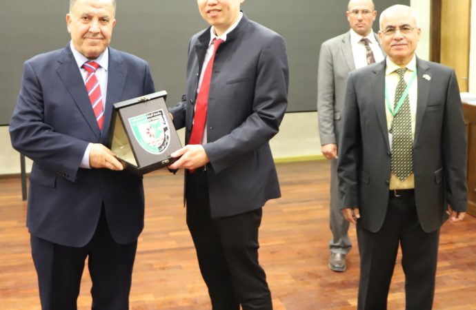 افتتاح المؤتمر الدولي الثالث للصخر الزيتي في البلقاء التطبيقية