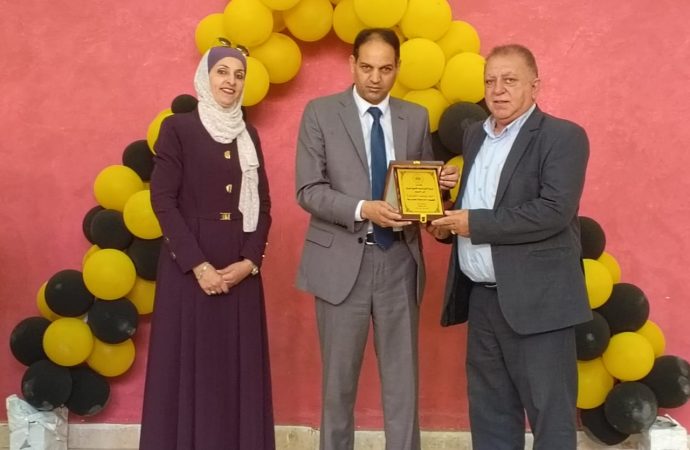 مدير تربية مادبا يكرم الداعمين والمتفوقات في مدرسة الأميرة بسمة