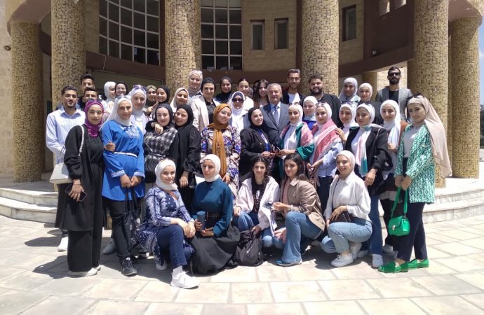 جلسة حوارية حول انجازات الملك في قطاع الشباب والرياضة خلال ربع قرن.