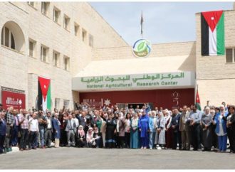 الملك ينعم على البحوث الزراعية بوسام الملك عبدالله للتميز