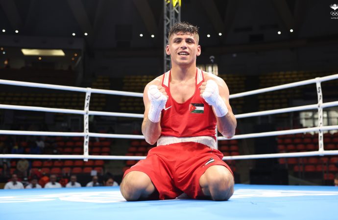 عشيش يتأهل إلى دور الـ ١٦ من تصفية الملاكمة المؤهلة إلى أولمبياد باريس