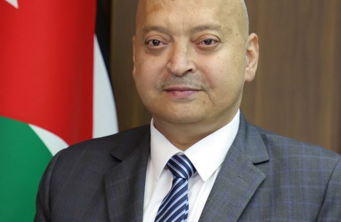 حماده يدعو لوضع خطة فاعلة لتطوير قطاع السياحة