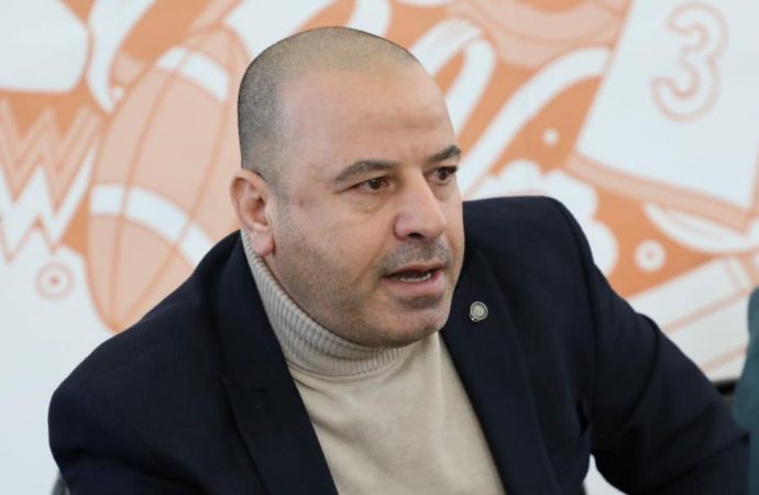 مساعده يكتب – الشباب والإدارة بالأسئلة… نهج للريادة والقيادة