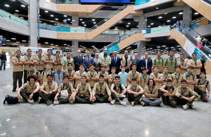 وزير الشباب في جولة تفقدية لمنشآت شبابية ورياضية في البلقاء