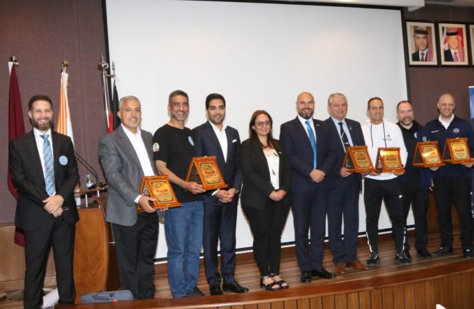 افتتاح دورة التدريب والتحكيم الدولية بالكيك بوكسينغ