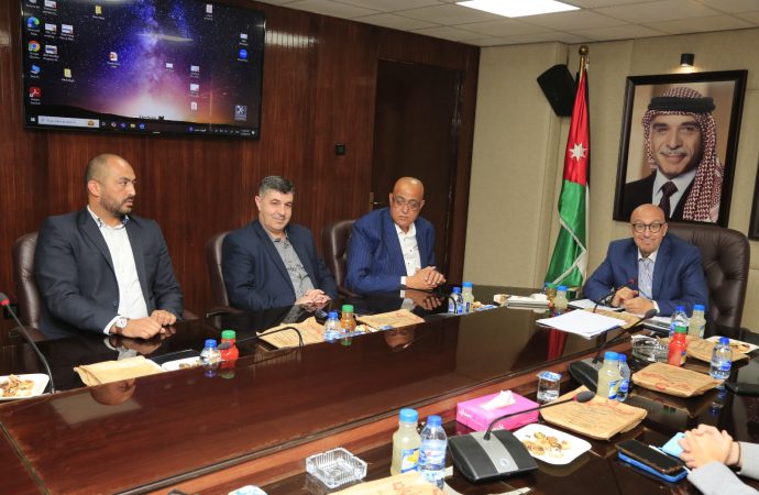 توقيع اتفاقية مشروع تأهيل أنظمة مياه دير علا والكرامة بقيمة 10,6 مليون دولار