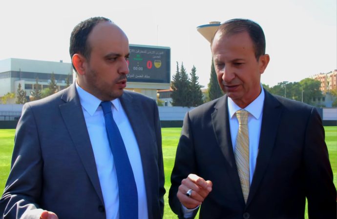 الشديفات يوعز بتغيير أرضية ملعب الحسن