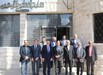 وزير الثقافة يبحث التحديات والصعوبات التي تواجه عمل نقابة الفنانين