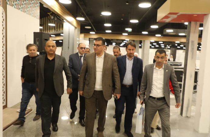 وزير الزراعة يطلع على تجهيزات مهرجان الزيتون الوطني الـ24