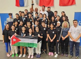 المنتخب الوطني لسباحة الزعانف يحصد المركز الأول في بطولة كأس العالم
