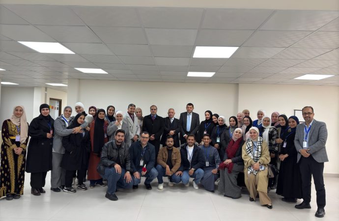 استيتية يلتقي شباب مشاركين ببرنامج ” انهض ” في اربد