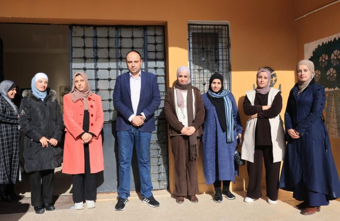 وزير الشباب يتفقد مركز شباب وشابات جرينة النموذجي في مادبا.